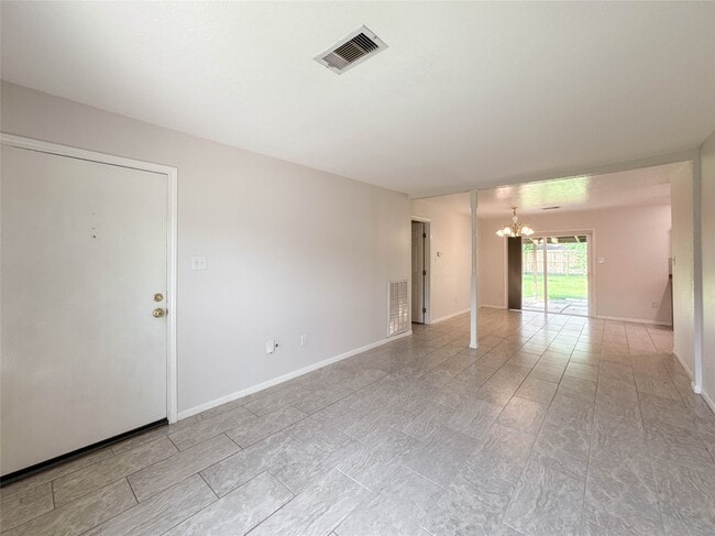Building Photo - 506 Avondale Ln