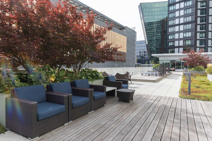 Building Photo - 505 Congress St