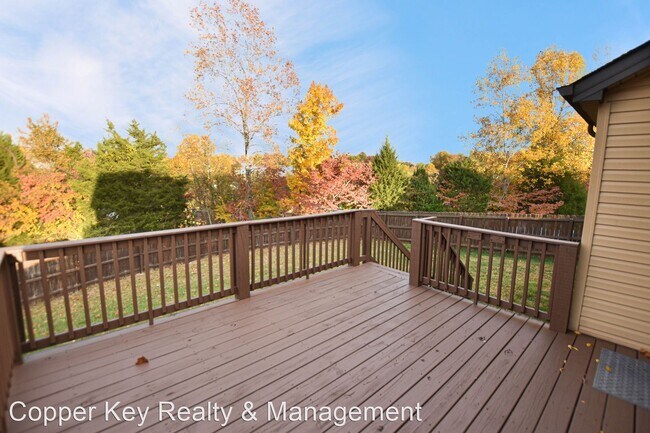 Building Photo - 3 br, 2 bath House - 979 Guinevere Court