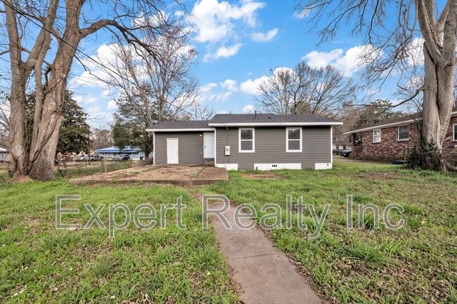 Building Photo - 532 Athens Ct