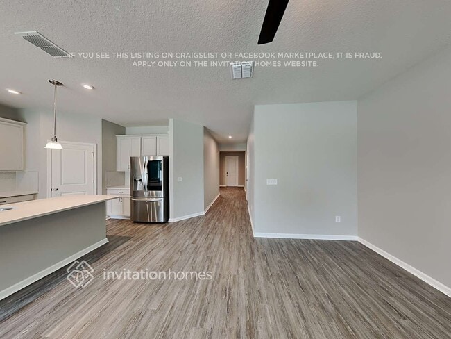 Building Photo - 11440 64th St E