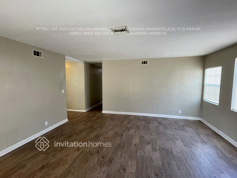 Building Photo - 19038 Cantlay St