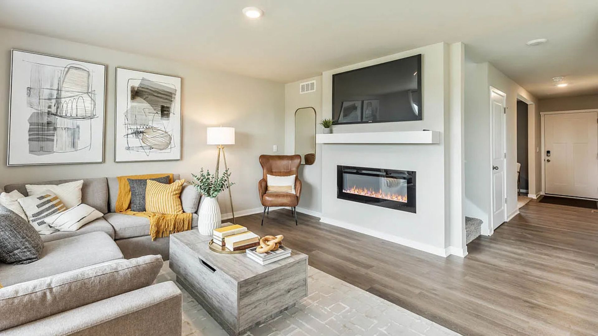 Building Photo - 5624 153rd St