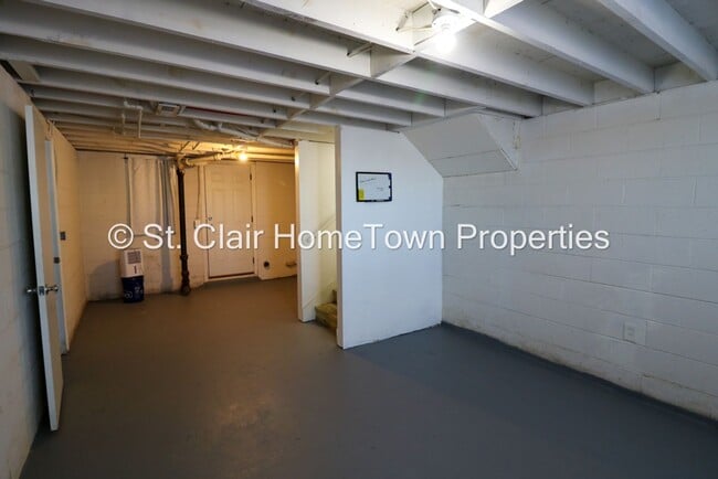 Building Photo - Adorable Pell City Home