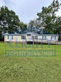 Building Photo - Spacious 4-Bedroom, 2-Bath Home!