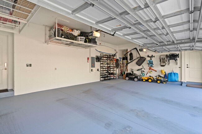 Building Photo - Perfect Home waiting for you!