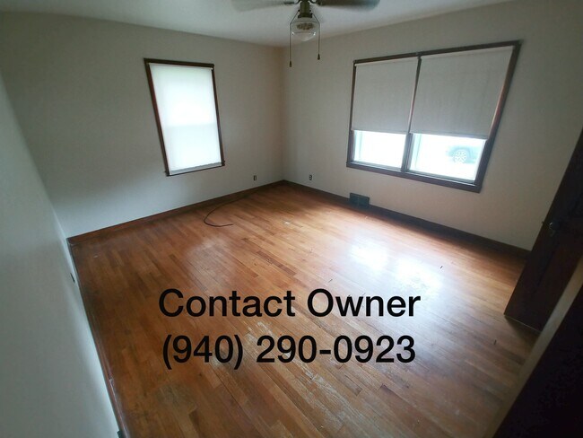 Building Photo - 7833 Martin St