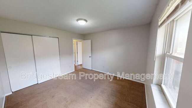 Building Photo - 7617 Essington Cir