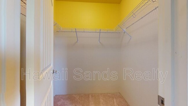 Building Photo - 1155 Kakala St