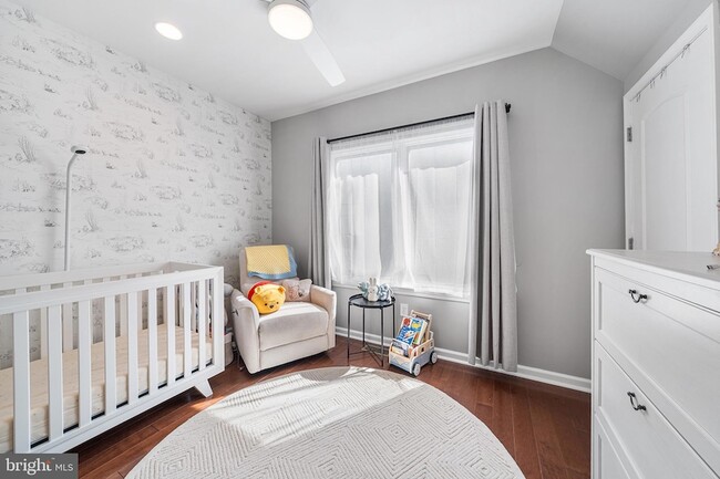 Building Photo - 1333 N Howard St