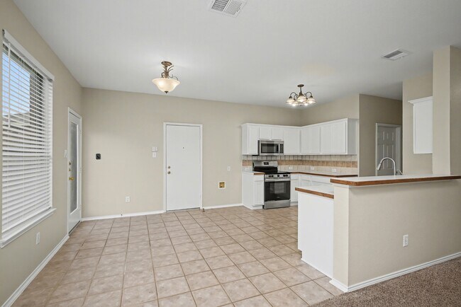 Building Photo - 8401 Tribute Ln