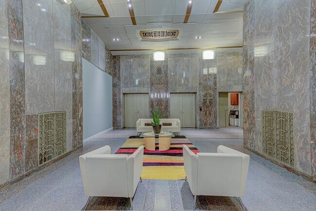 Seating Area - 365 Bridge St