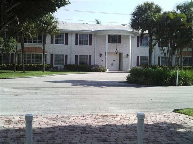 Building Photo - 6750 NE 21st Rd