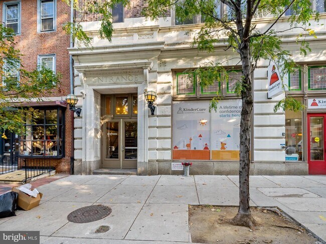 Building Photo - 315 Arch St