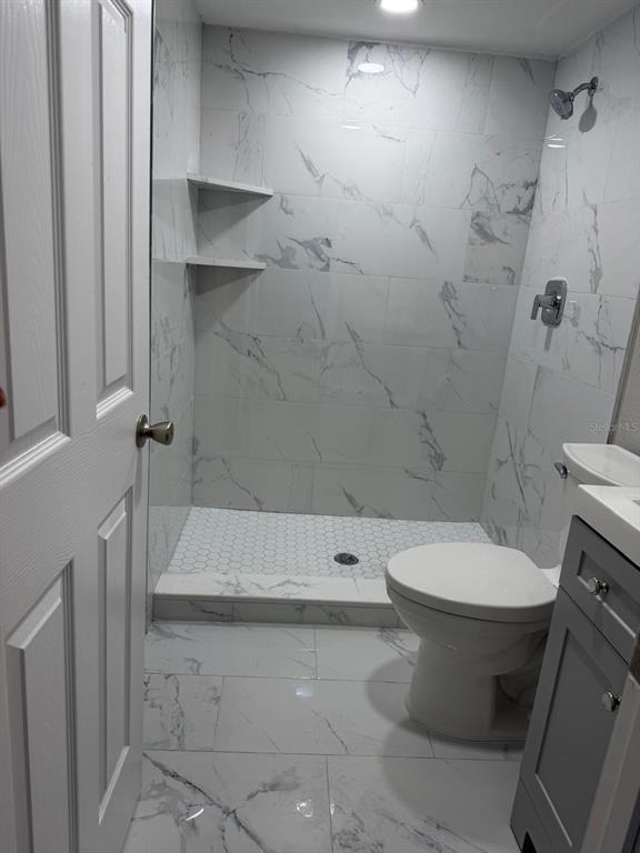 Building Photo - 5651 Canosa Dr