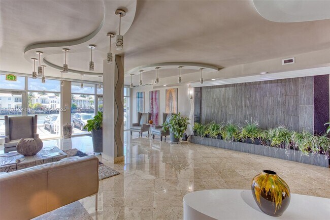 Building Photo - 1500 S Ocean Dr