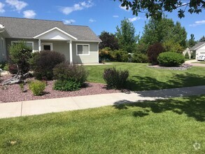 Building Photo - Great Curb Appeal