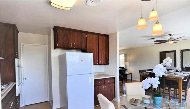 Building Photo - 3610 Gaylord Ct