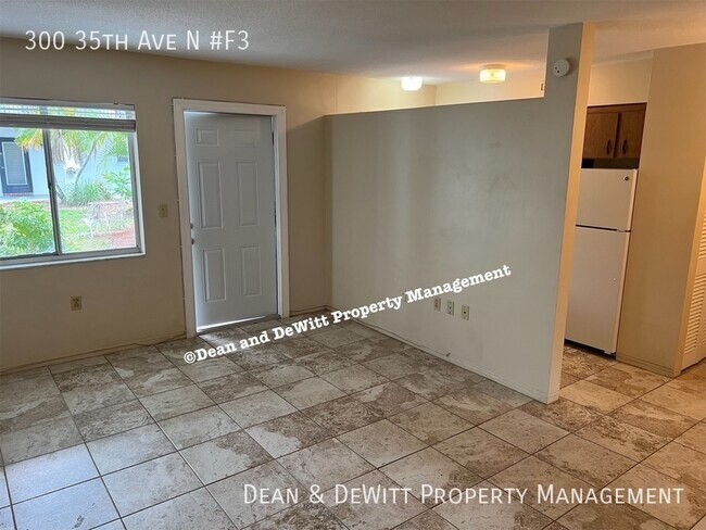 Building Photo - NE St Pete 1/1 Affordable Condo