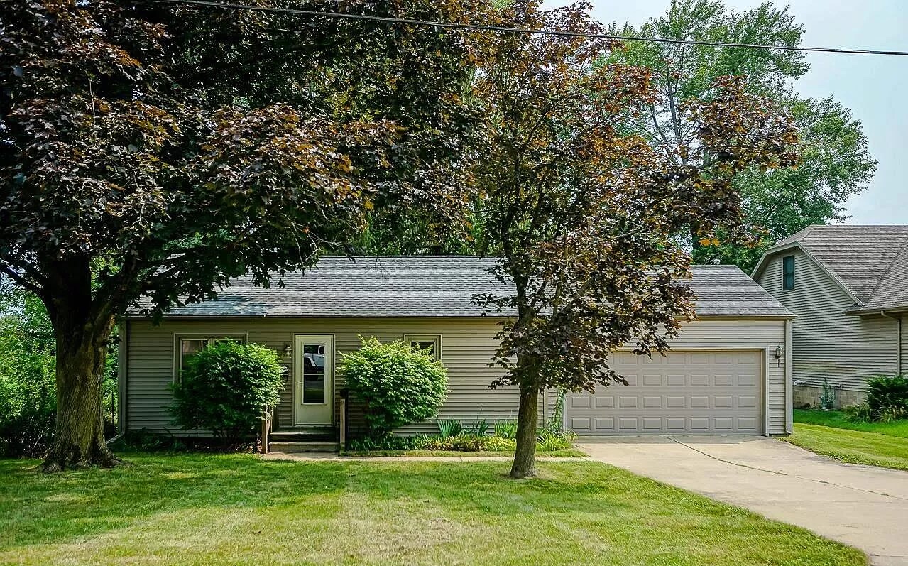 Building Photo - 1318 W Clarewood Ave