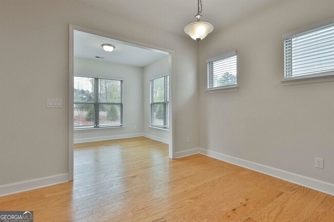 Building Photo - 330 Elkins Pl