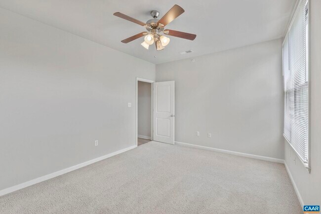Building Photo - 745 Walker Square