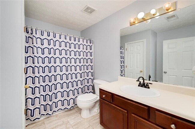 Building Photo - 6675 Princeton Park Ct