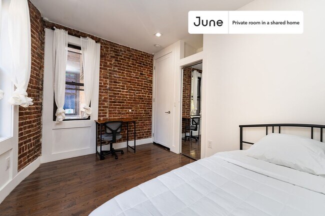 Building Photo - Room in Shared 4 bed/2 bath home in West Harlem