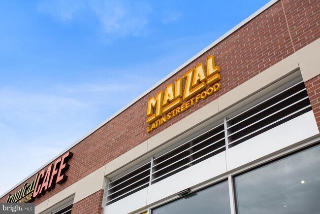 Building Photo - 2828 Buena Vista Terrace SE