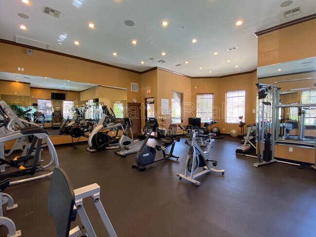 Building Photo - 4817 San Marino Cir