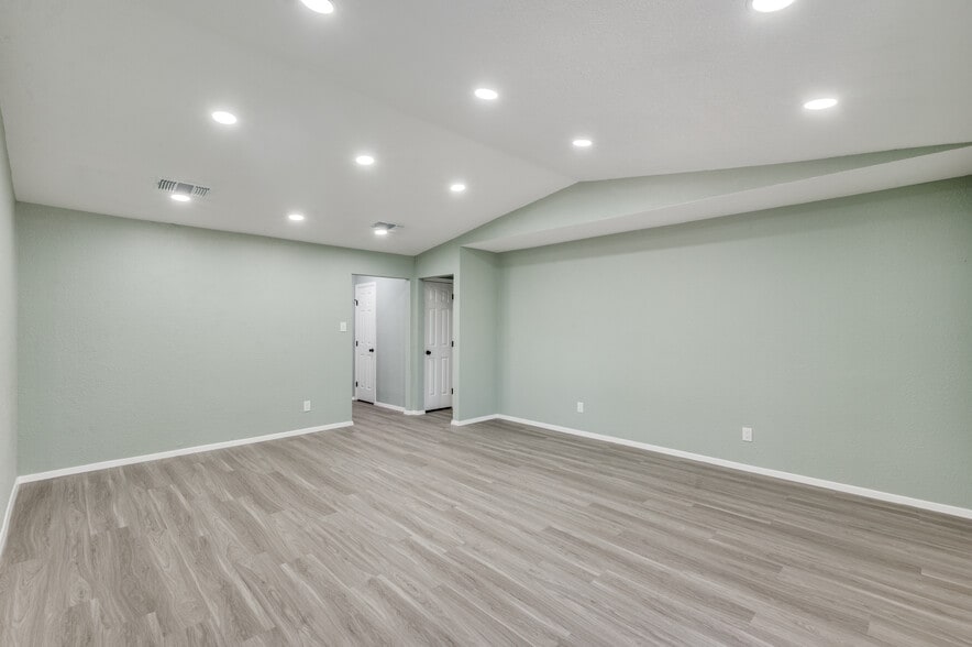 Building Photo - 2712 Chebi Ln