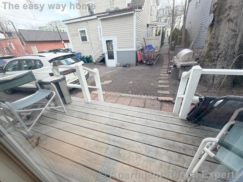 Building Photo - 4 St Mary Rd