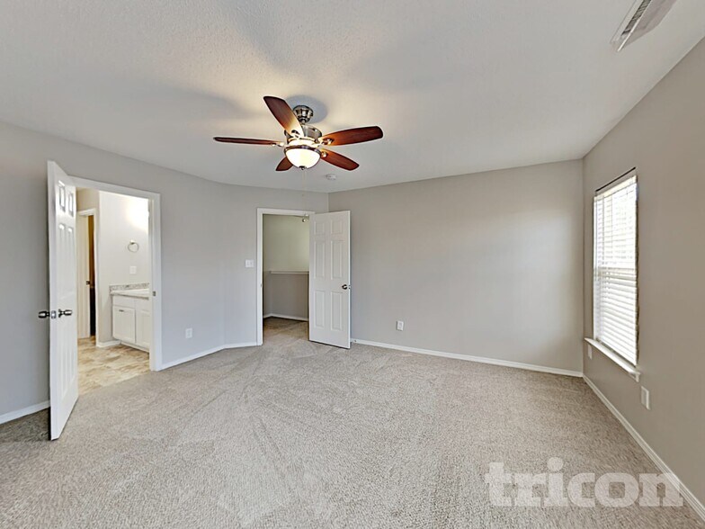 Building Photo - 3032 Buttonwood Ln