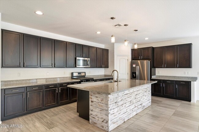 Building Photo - 22457 E Duncan St