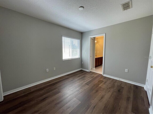 Building Photo - 20438 Needletree Dr