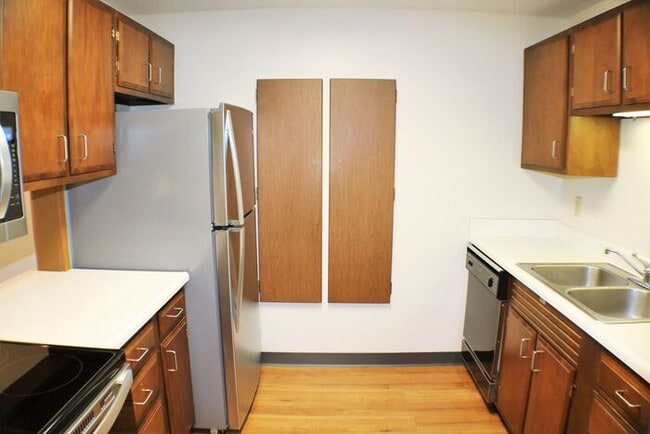 Building Photo - $1,300 | 2 Bedroom, 1 Bathroom House | Pet Friendly* | Available for an July 1st, 2026 Move In!