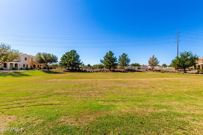 Building Photo - 1692 S Parkcrest Ct