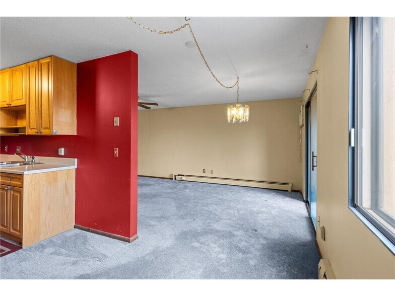 Building Photo - 4101 Parklawn Ave