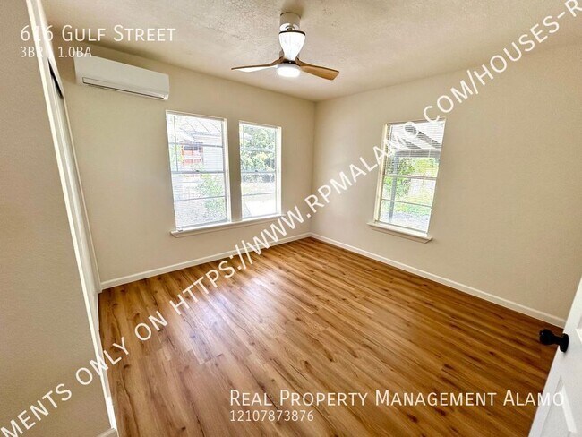 Building Photo - 616 Gulf St