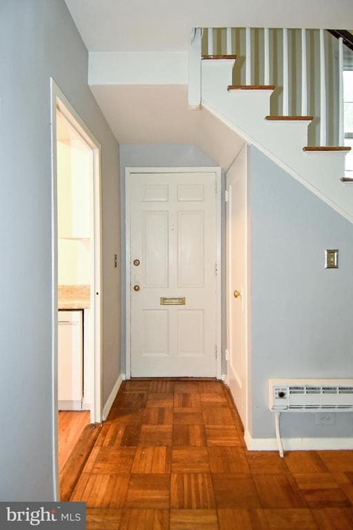 Building Photo - 3132 Martha Custis Dr