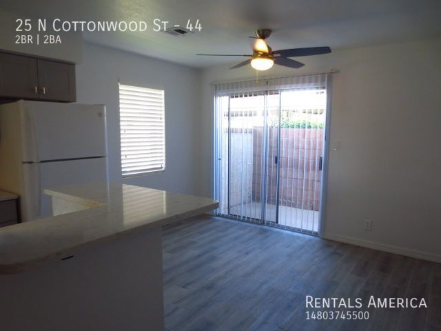 Building Photo - 2 Master Bedrooms in Fully Remodeled, Sing...
