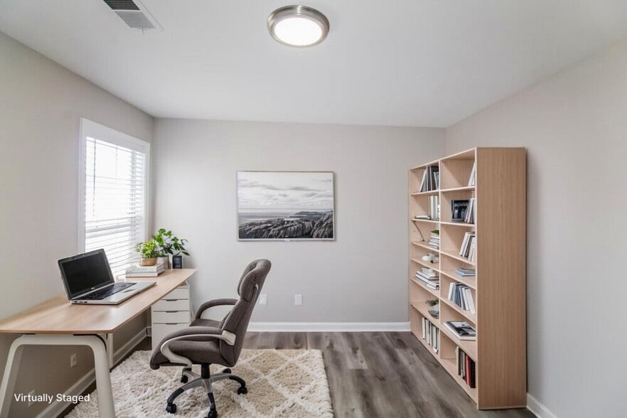 Building Photo - 8565 Griffin Park Dr