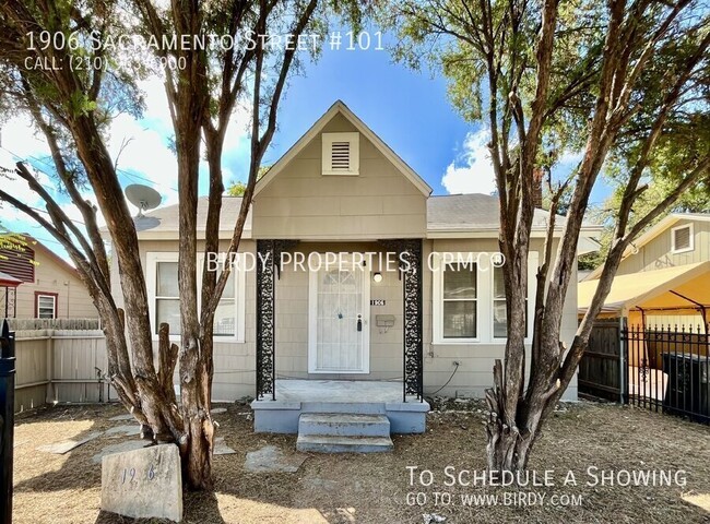 Building Photo - 1906 Sacramento St