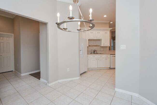 Building Photo - 11102 Waxwing St