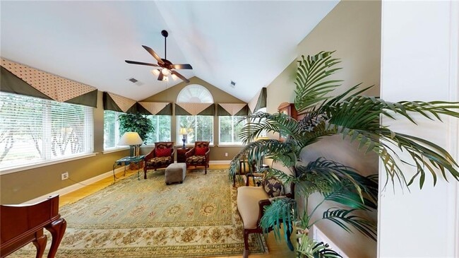 Building Photo - 100 Highlands Ridge Pl SE