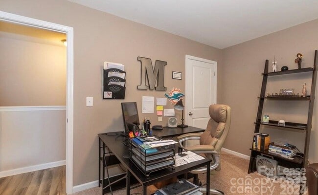 Building Photo - 11054 Hat Creek Ln