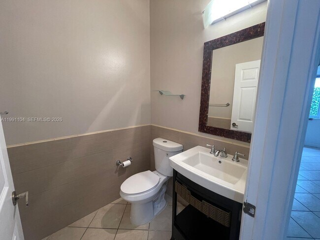 Building Photo - 1137 Croton Ct