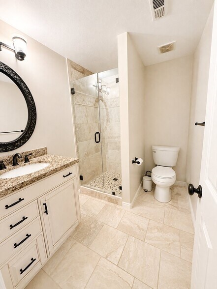Building Photo - 7136 Ponderosa Dr