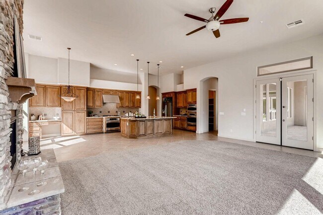 Building Photo - 15865 W Vernon Ave