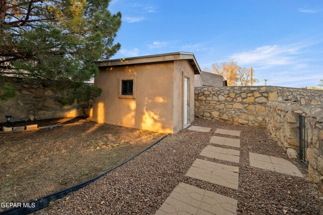 Building Photo - 3329 Tierra Sara Ln